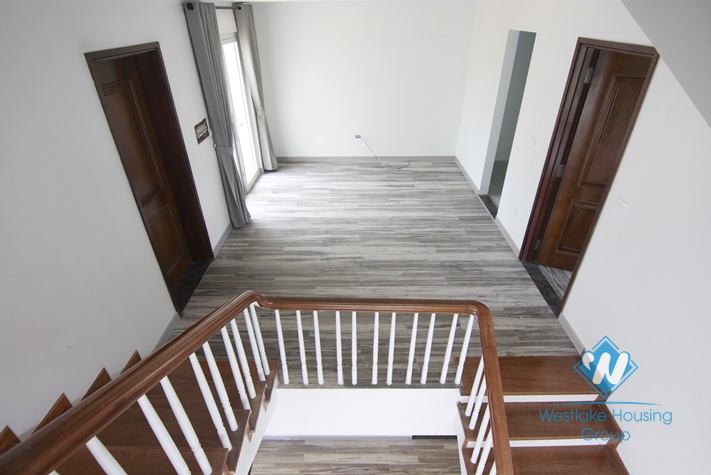 Villa with 4 bedrooms for rent in Vinhome  Riverside Long Bien, Hanoi.